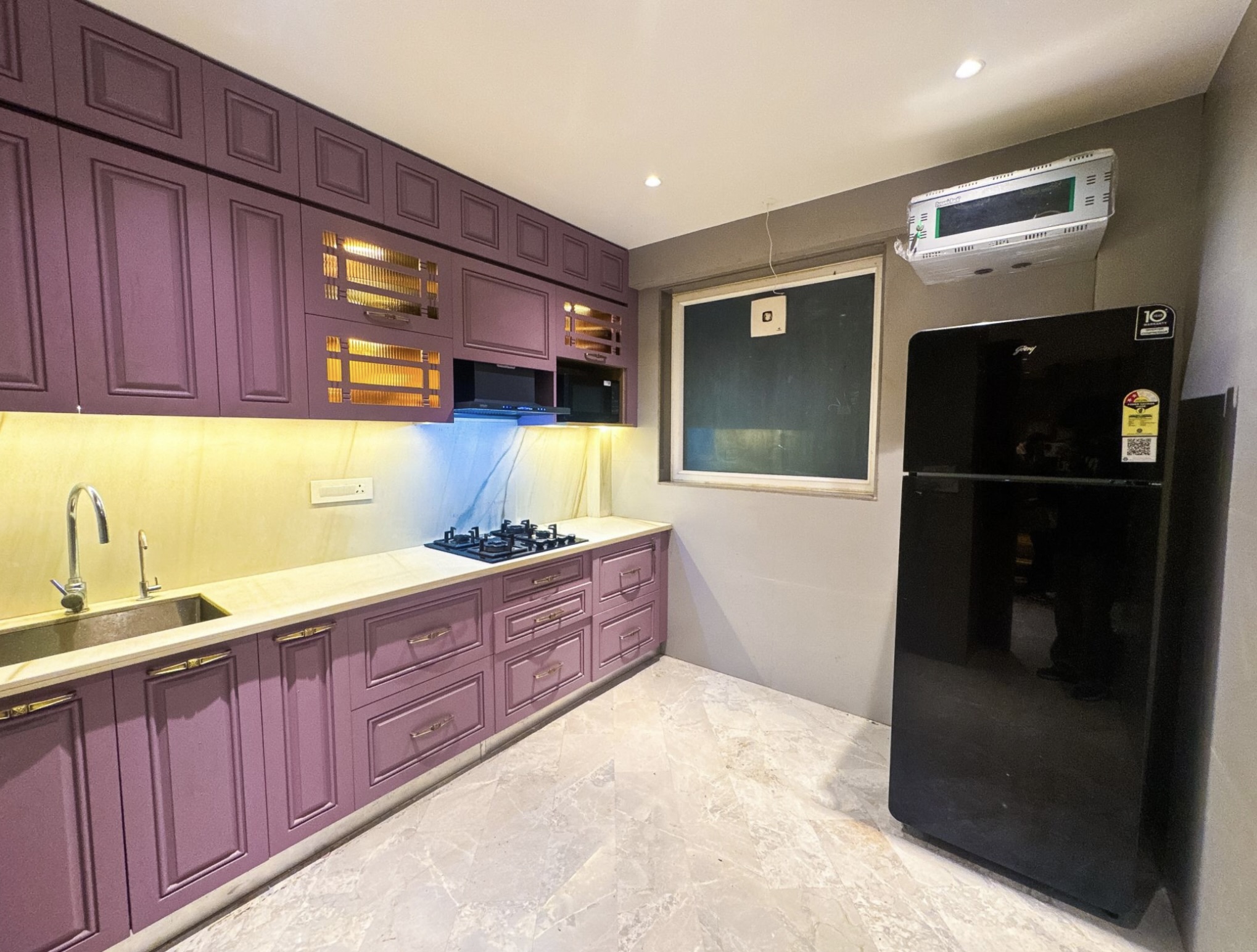 Falcon Floor (With Kitchen, Garden & Living Room) Kitchen